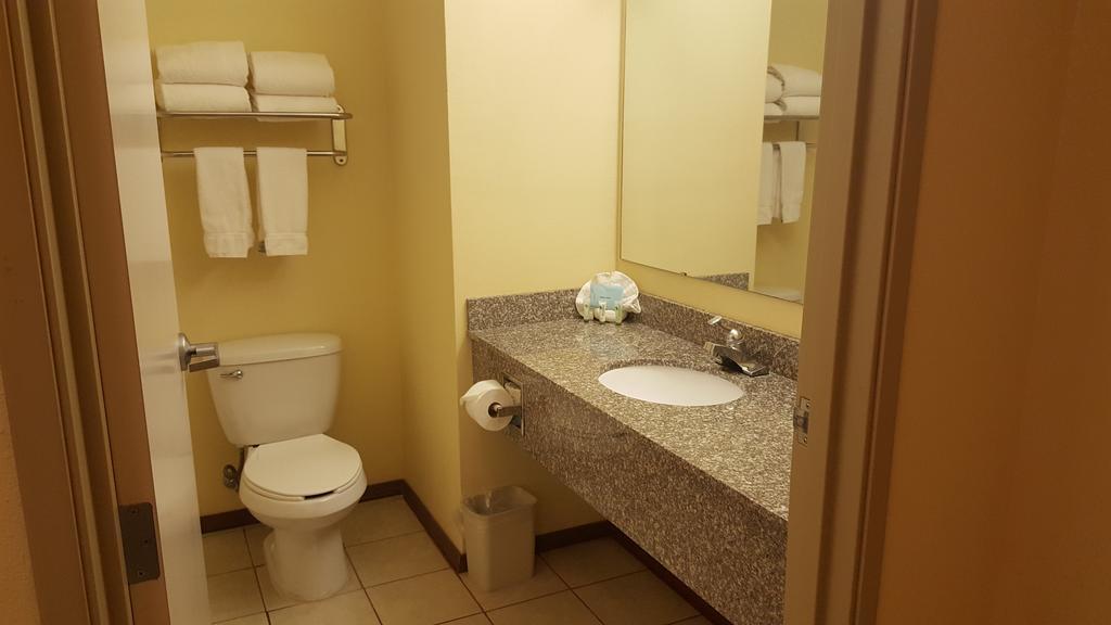 Reddy Hotel Plainview エクステリア 写真