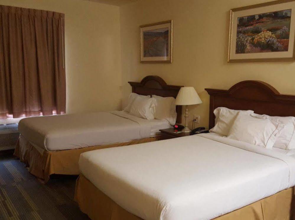 Reddy Hotel Plainview エクステリア 写真